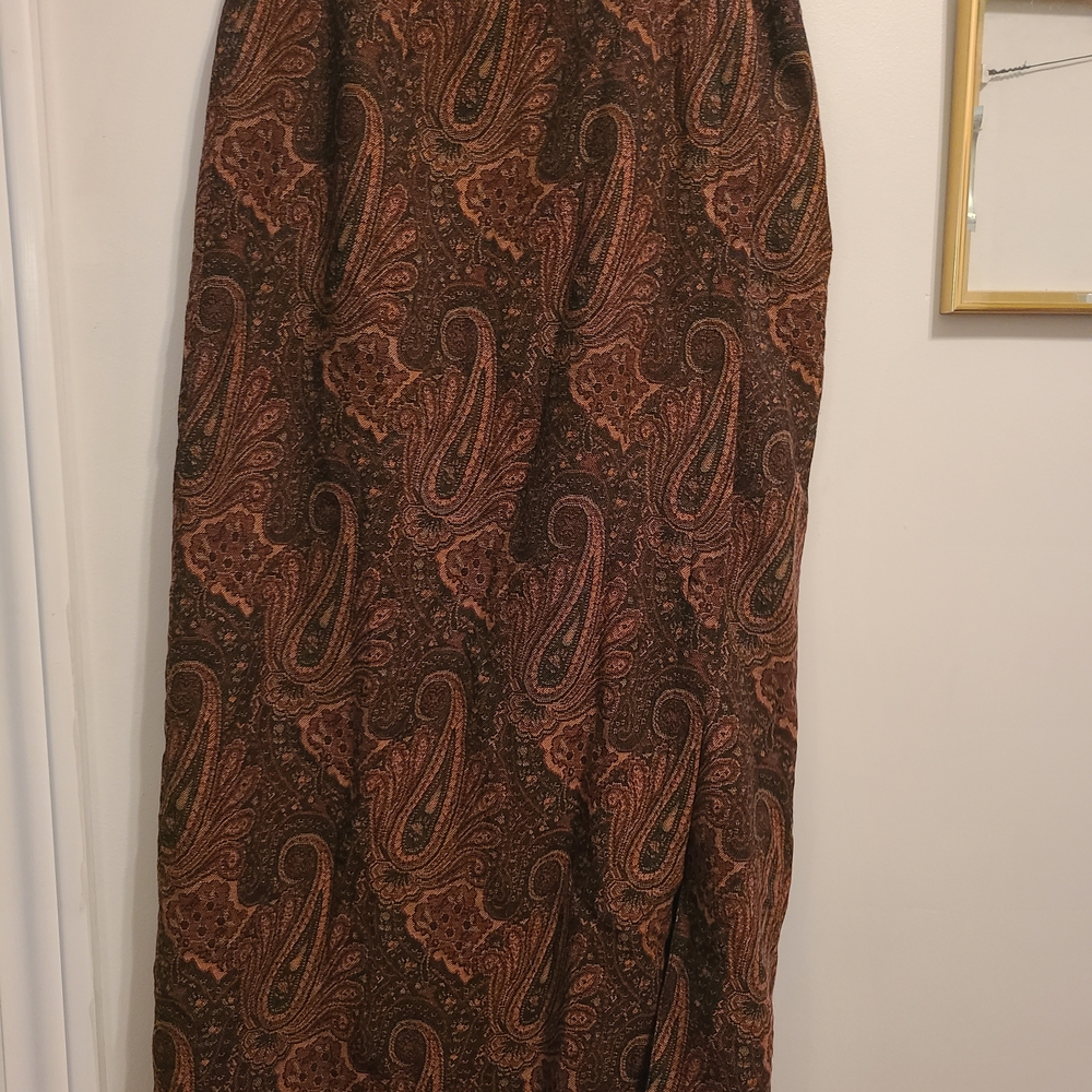 Paisley Patterned Brown Skirt